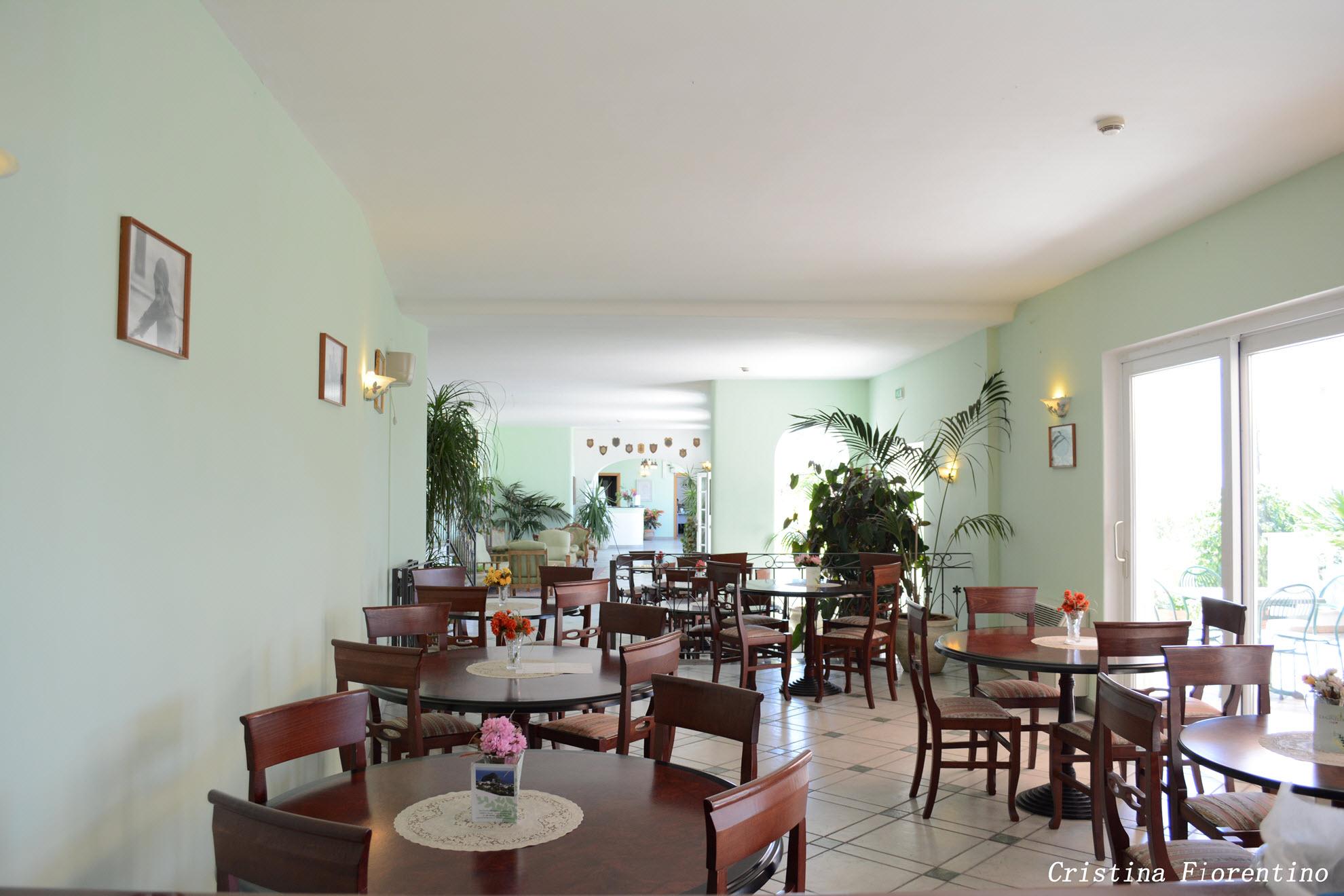 Hotel La Ginestra Forio  Bagian luar foto