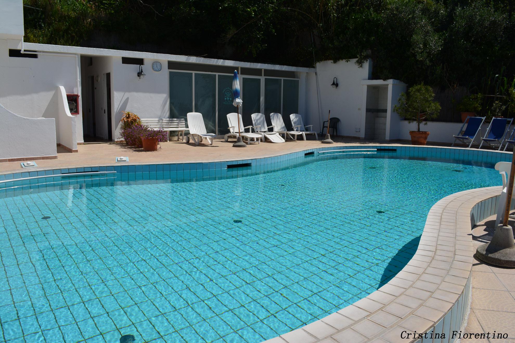 Hotel La Ginestra Forio  Bagian luar foto