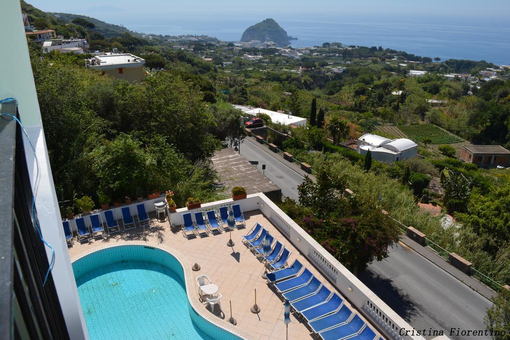 Hotel La Ginestra Forio  Bagian luar foto